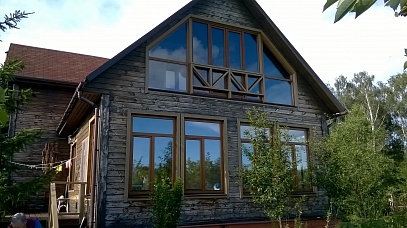 Окна и балконная группа из сосны в каркасном доме. Малахово, Ленинский район